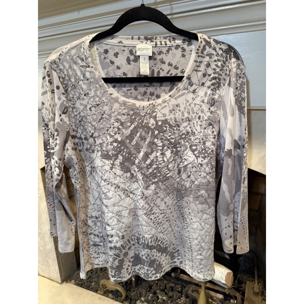 Zenergy By Chico’s 3/4 Sleeve Sequined Top Size Medium